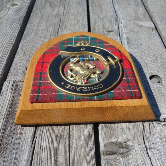 Vintage Scottish Clan Courage Cumming Crest Wall Plaque 100% Scottish - Picture 4 of 16